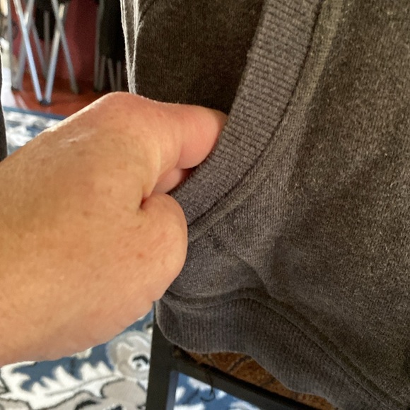 Nike hoodie size L (12/14). Approximately 22 inches long - Picture 3 of 10